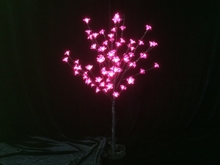 Дерево с прозрачными цветками (SAKURA, розовый) H-0,9м, IP44 с трансформатором 24v, провод черный 5м